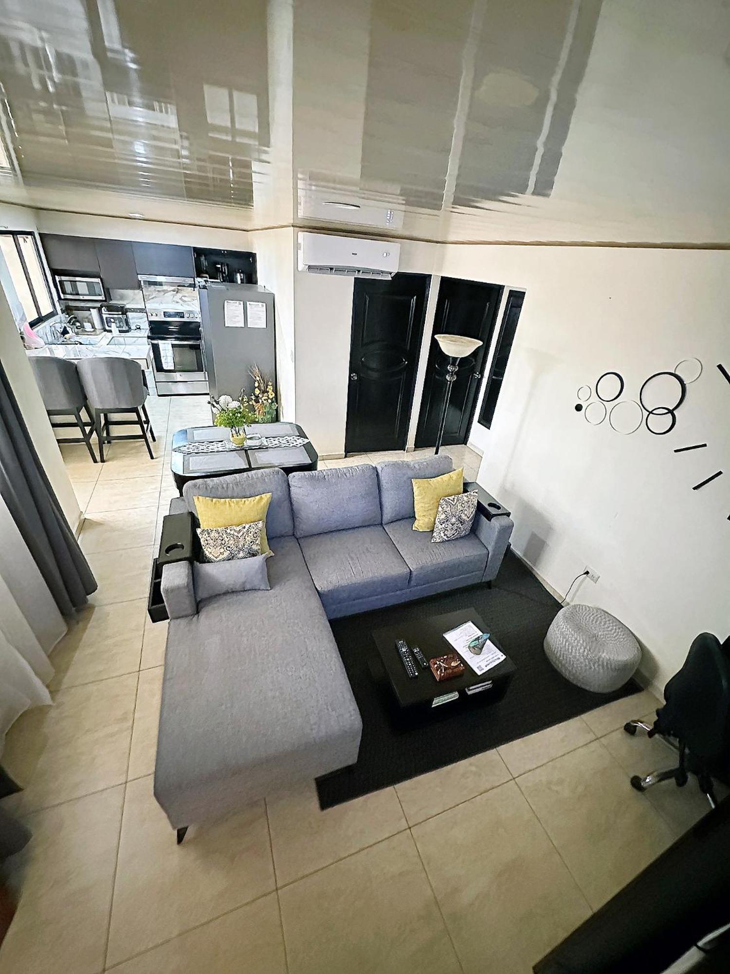 Senderos Apartment, Self Check- In, Airport Sjo 5 Min Río Segundo Eksteriør bilde